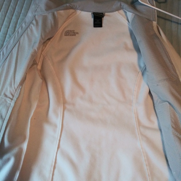 Northface jacket. - Picture 3 of 3